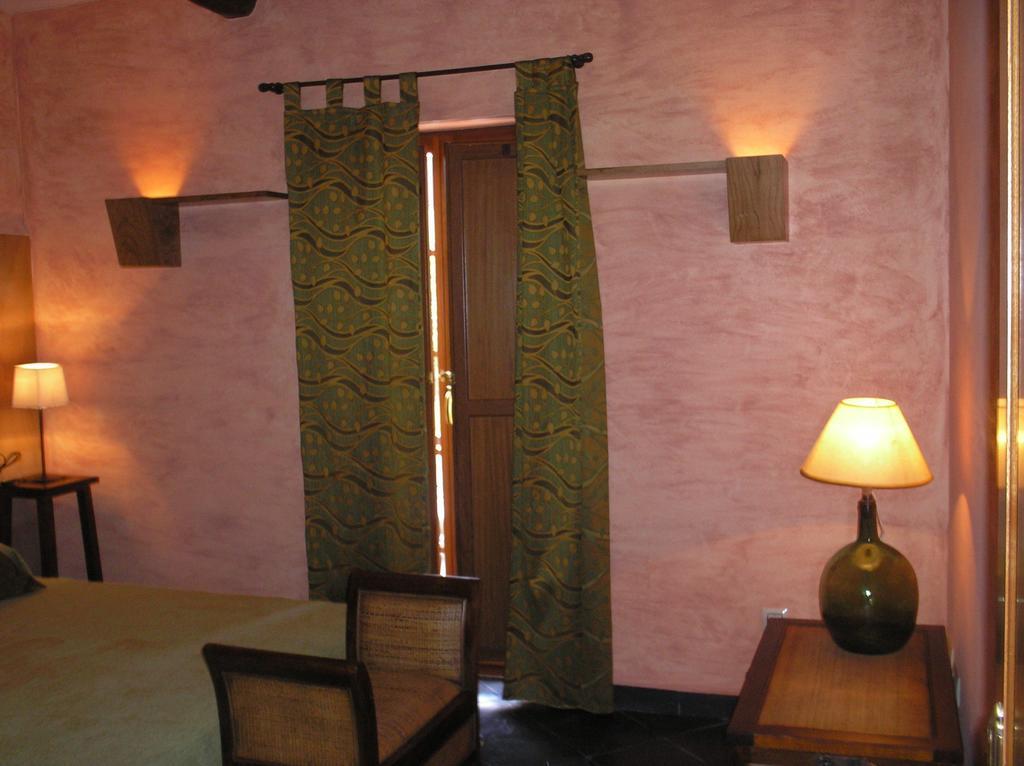 La Searila Guest House Seares Exterior foto